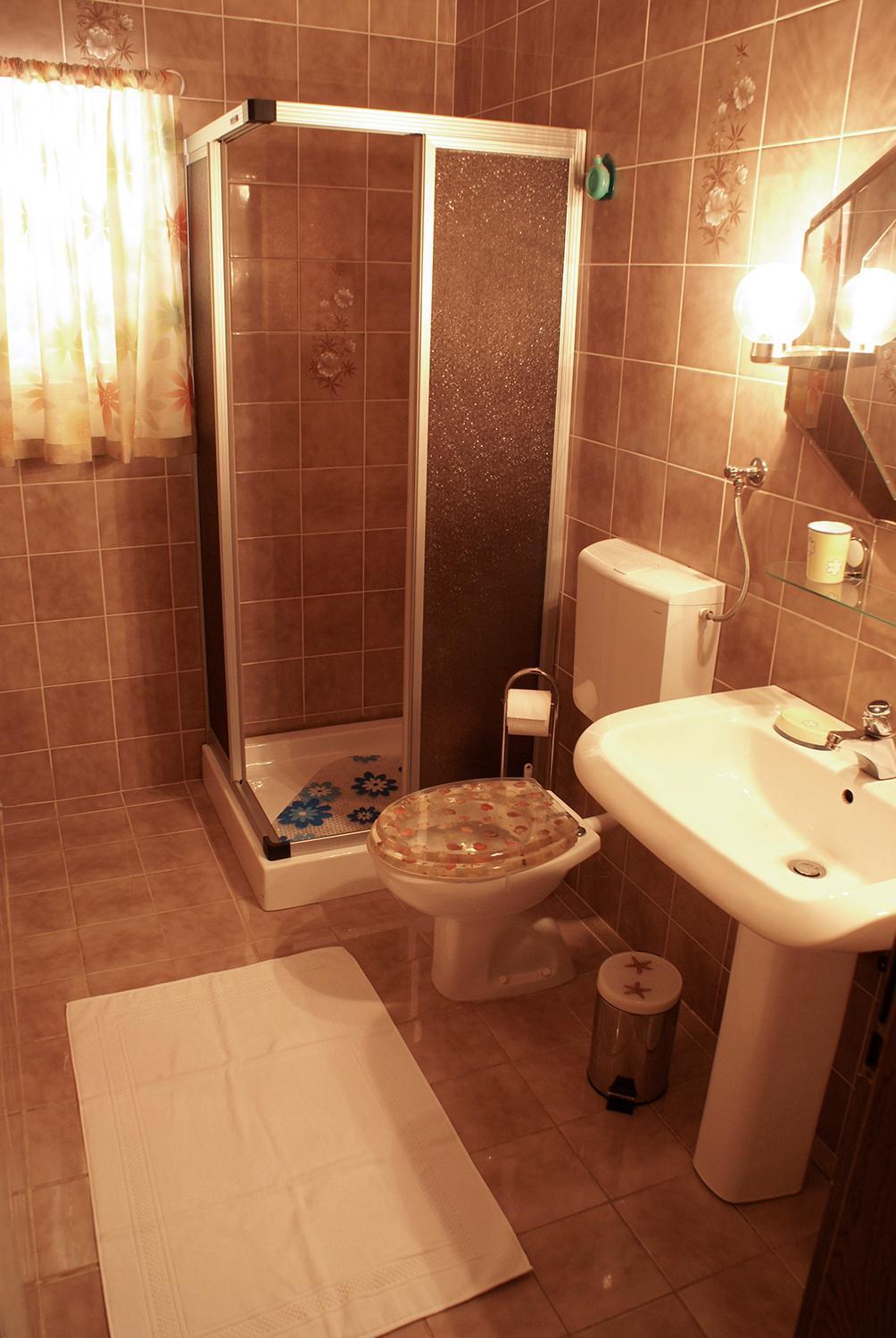 Apartmani Ribarica**** Karlobag Exterior foto